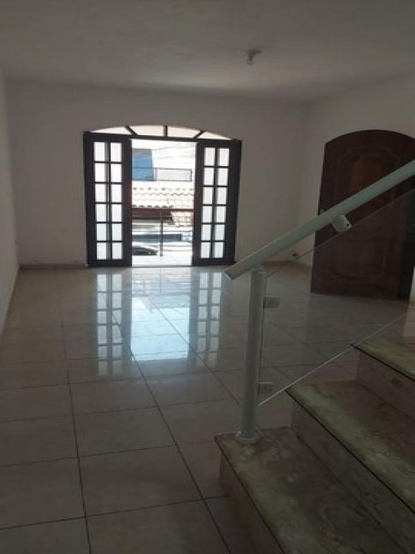 Casa à venda com 2 quartos, 290m² - Foto 1