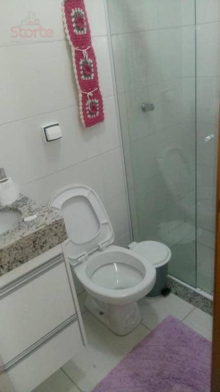 Apartamento à venda com 3 quartos, 70m² - Foto 4