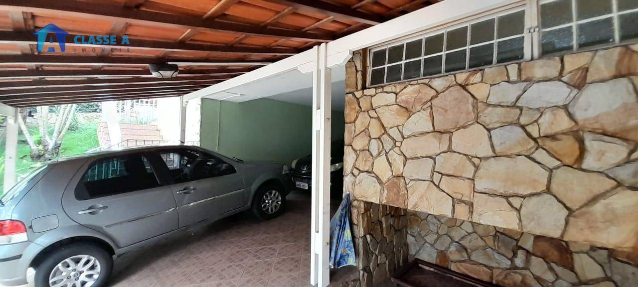 Casa à venda com 4 quartos, 338m² - Foto 28