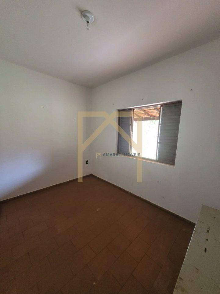 Sítio à venda com 5 quartos, 210m² - Foto 14