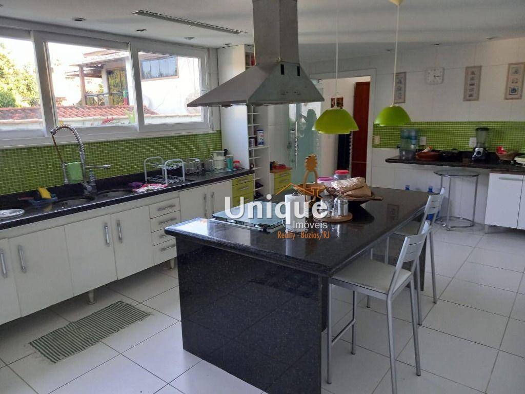 Casa à venda com 4 quartos, 200m² - Foto 4