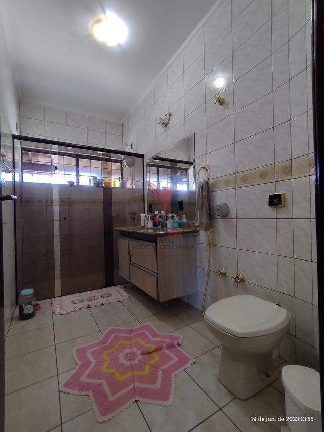 Casa à venda com 3 quartos, 207m² - Foto 11