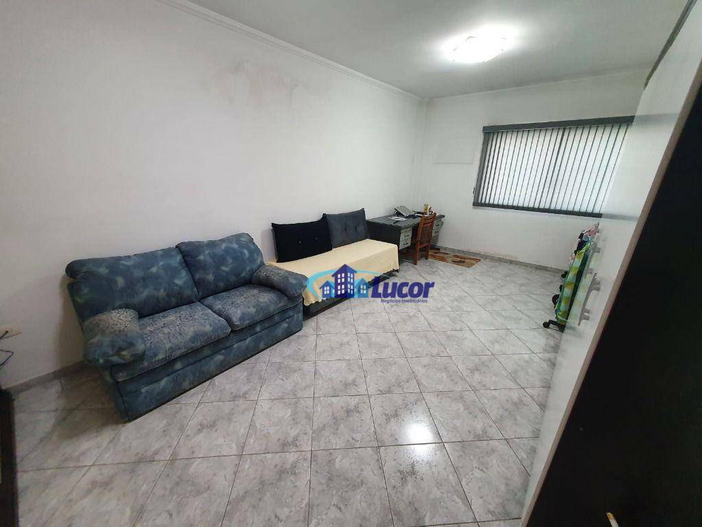 Sobrado à venda com 2 quartos, 300m² - Foto 9