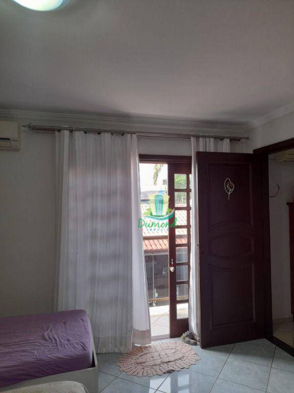 Sobrado à venda com 3 quartos, 290m² - Foto 24