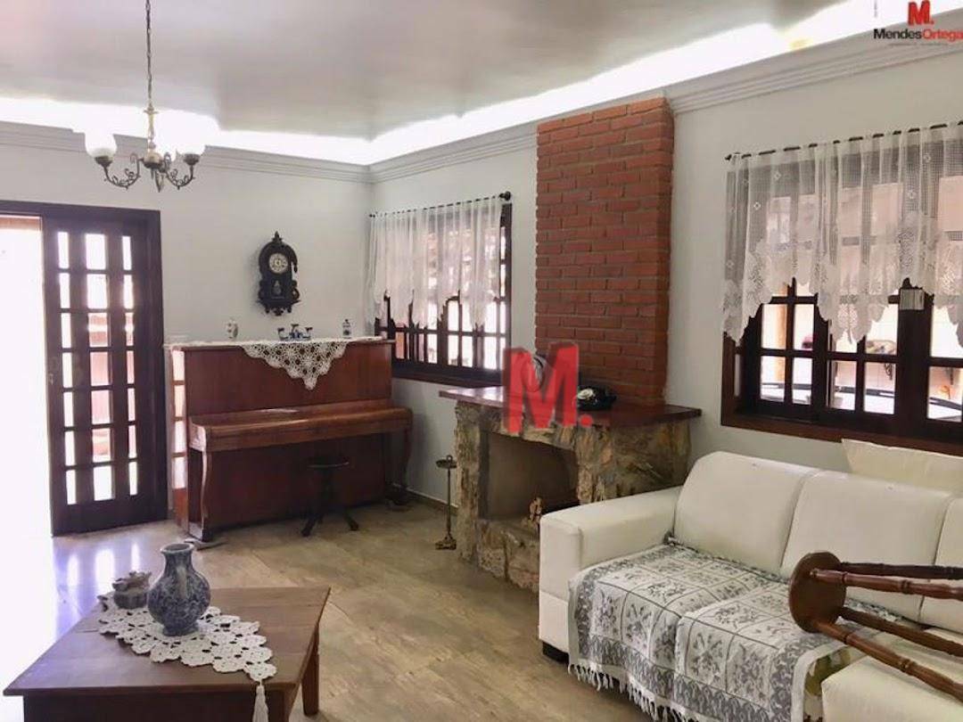 Casa à venda com 4 quartos, 324m² - Foto 3