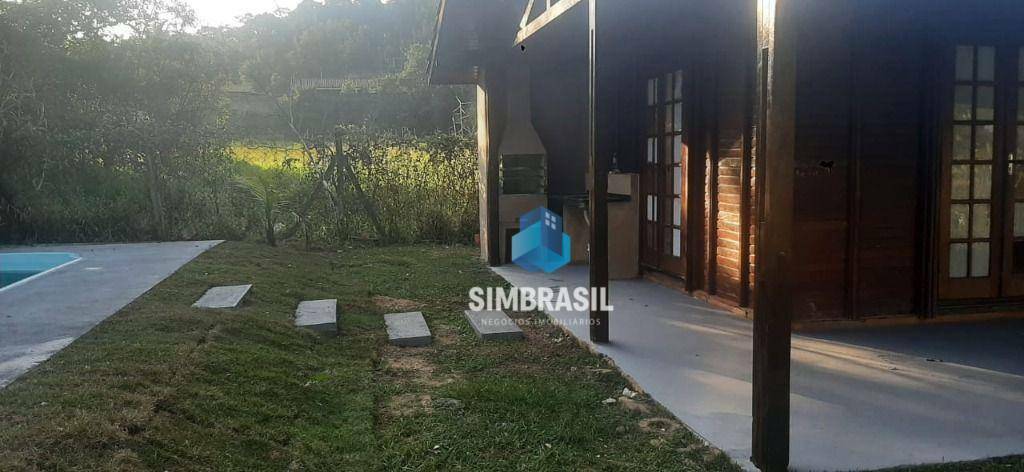 Chácara à venda com 4 quartos, 306m² - Foto 20