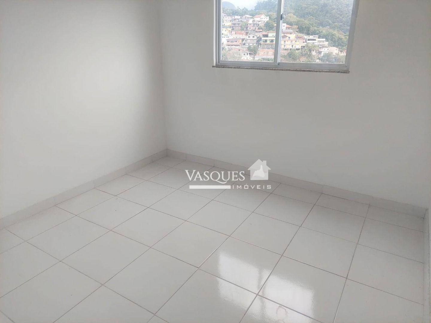 Casa para alugar com 2 quartos, 50m² - Foto 2