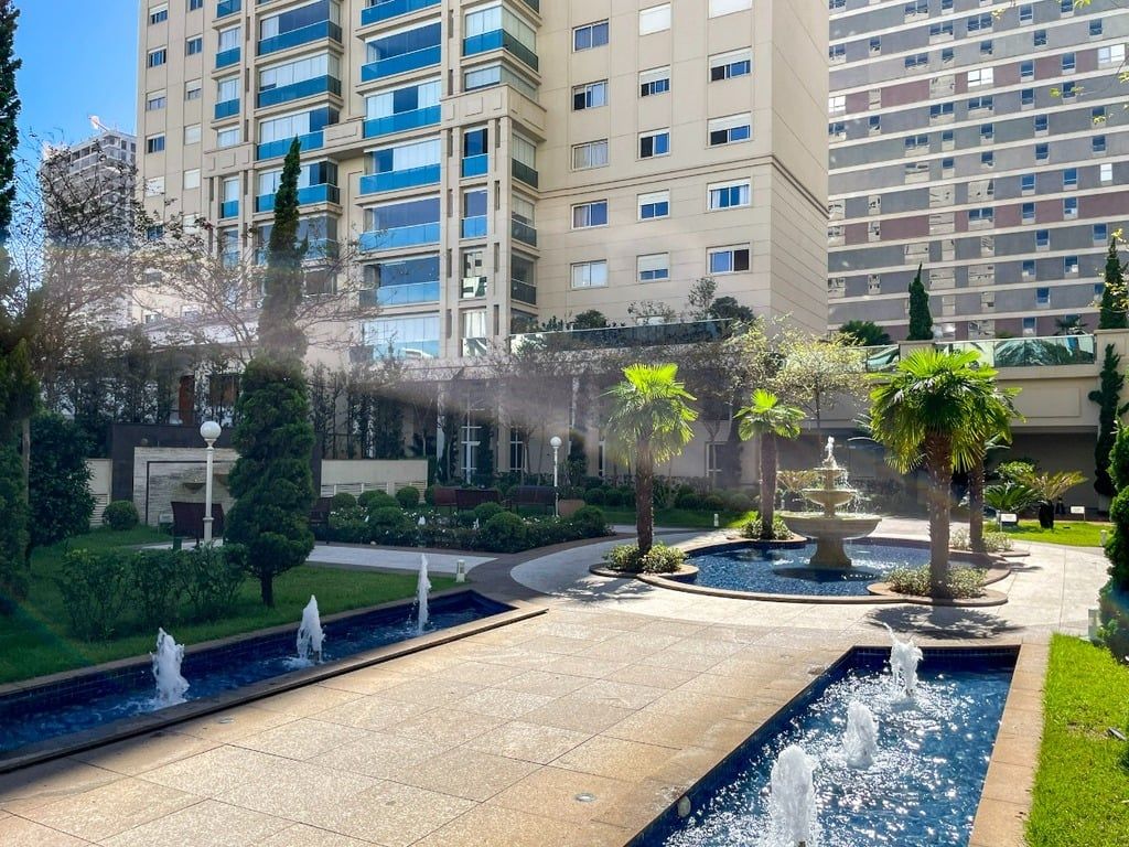 Apartamento à venda com 3 quartos, 235m² - Foto 9