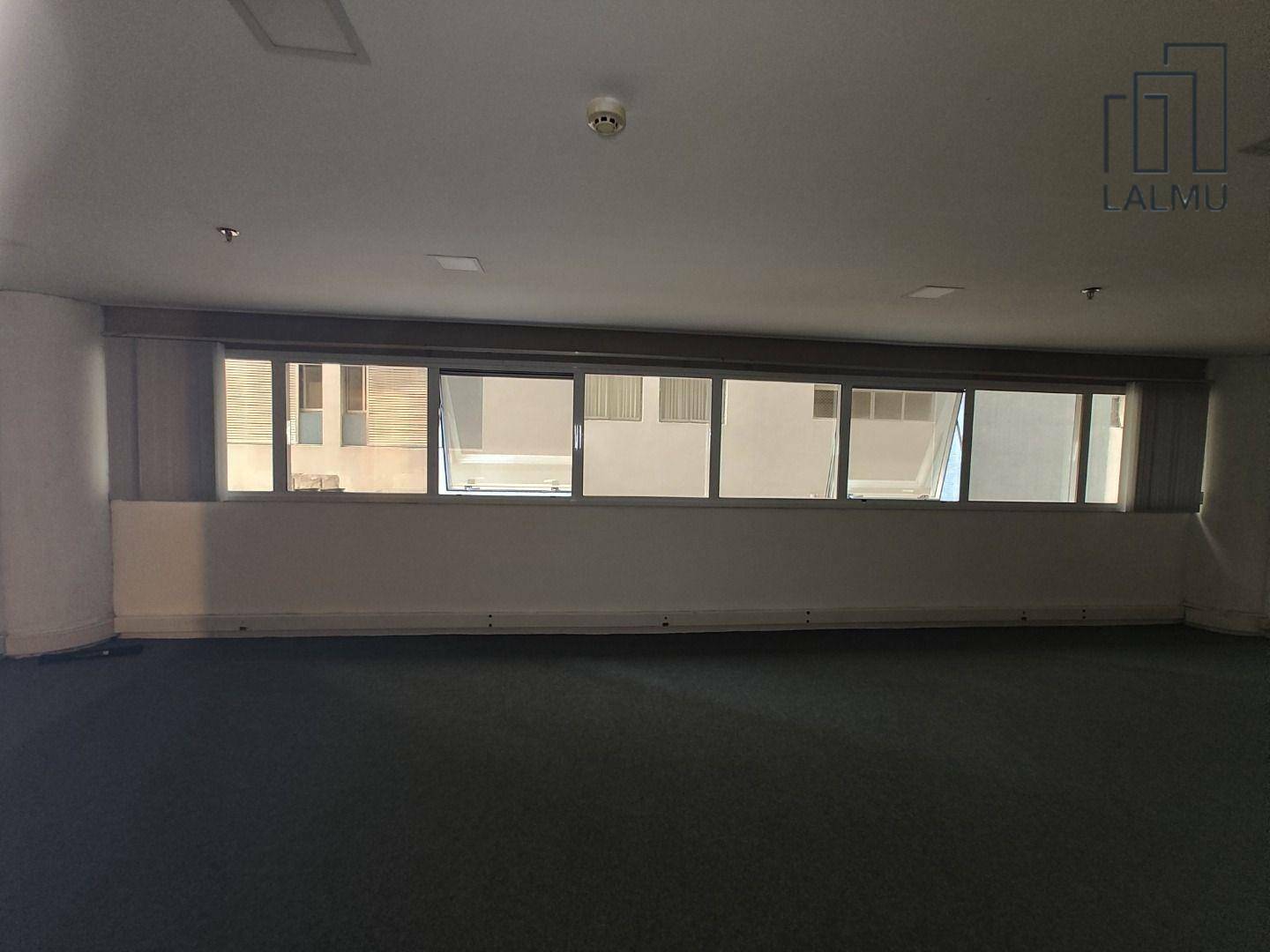 Prédio Inteiro para alugar, 64m² - Foto 2