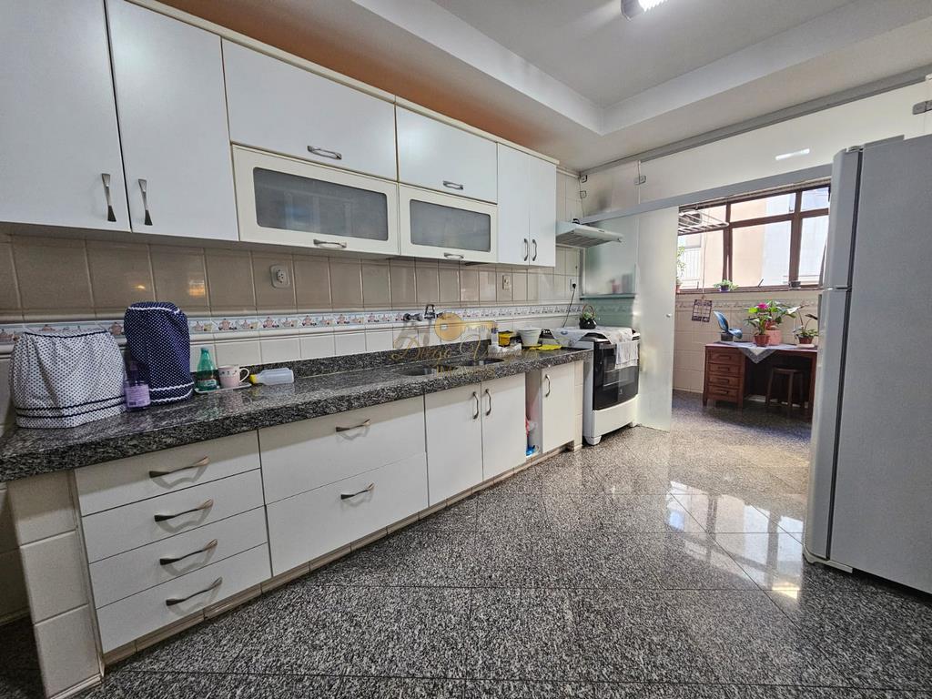 Apartamento à venda com 4 quartos, 173m² - Foto 28