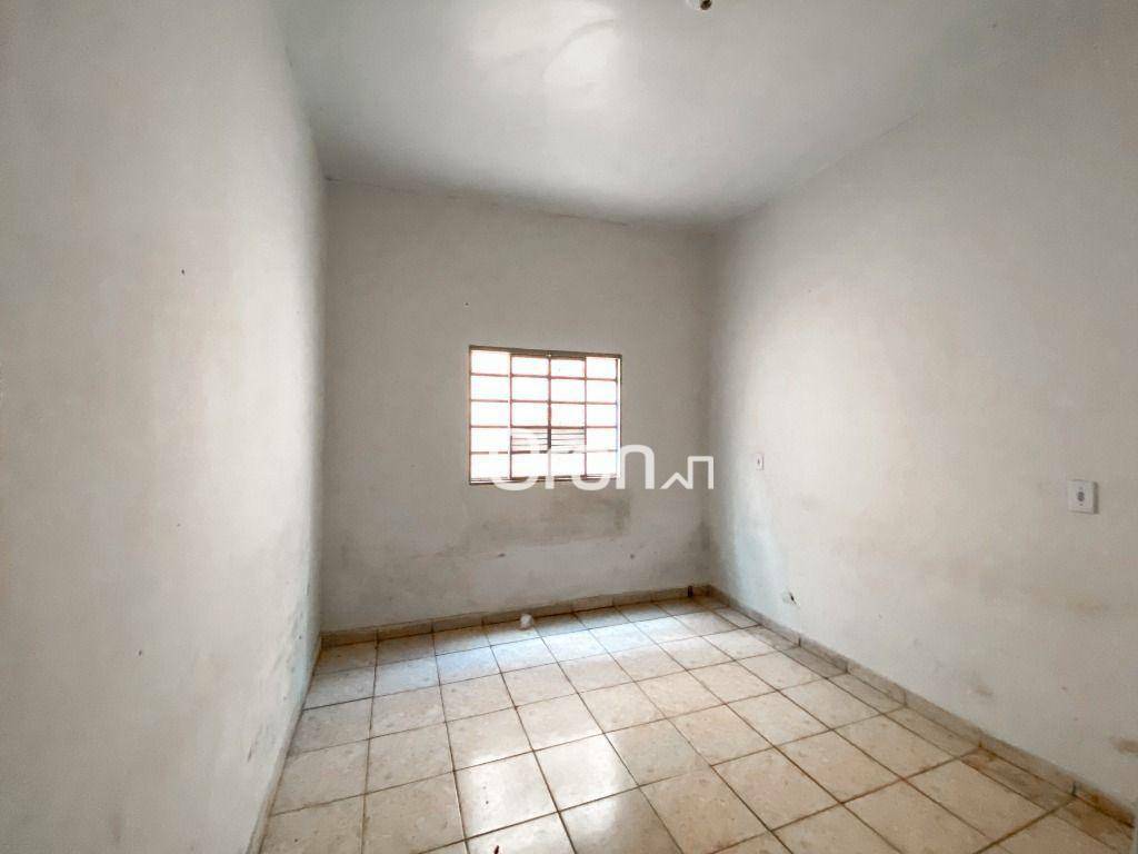 Sobrado à venda com 6 quartos, 300m² - Foto 13