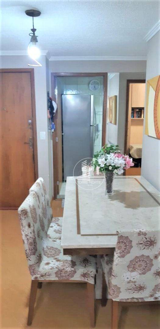 Apartamento à venda com 3 quartos, 57m² - Foto 2