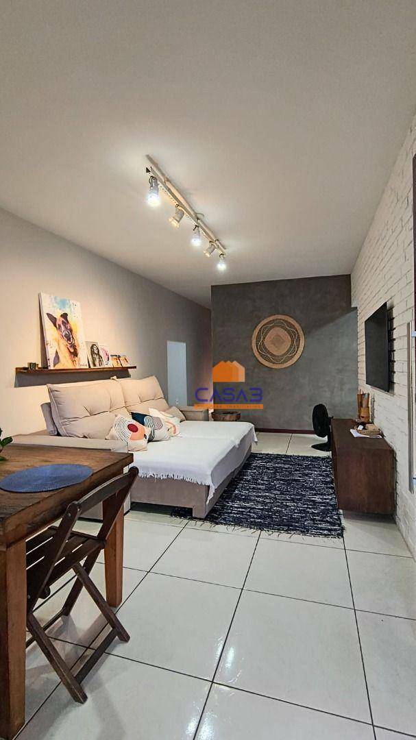 Casa à venda com 2 quartos, 100m² - Foto 8