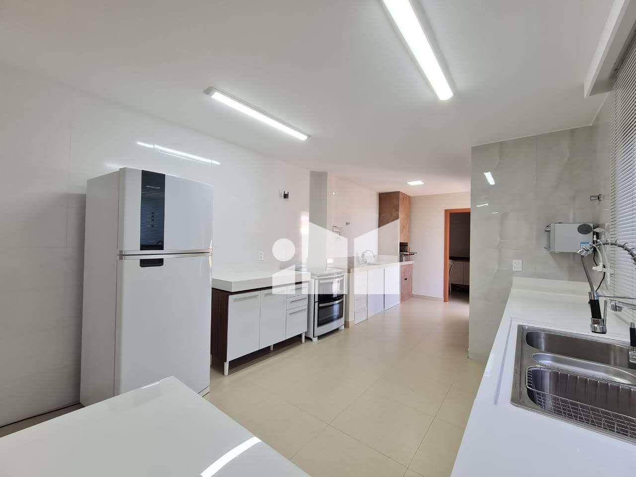 Casa, 4 quartos, 300 m² - Foto 26