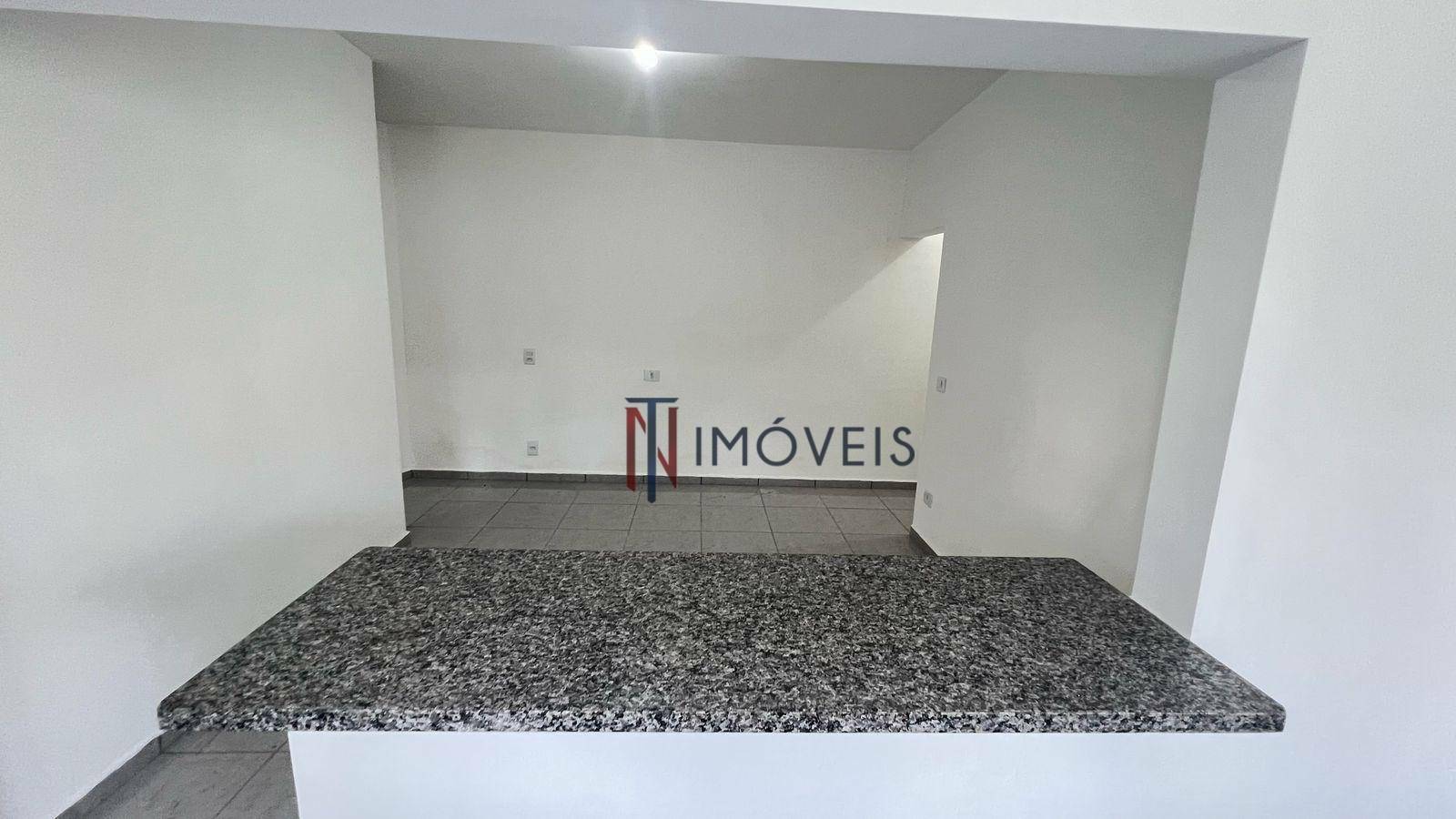 Casa para alugar com 2 quartos, 80m² - Foto 26