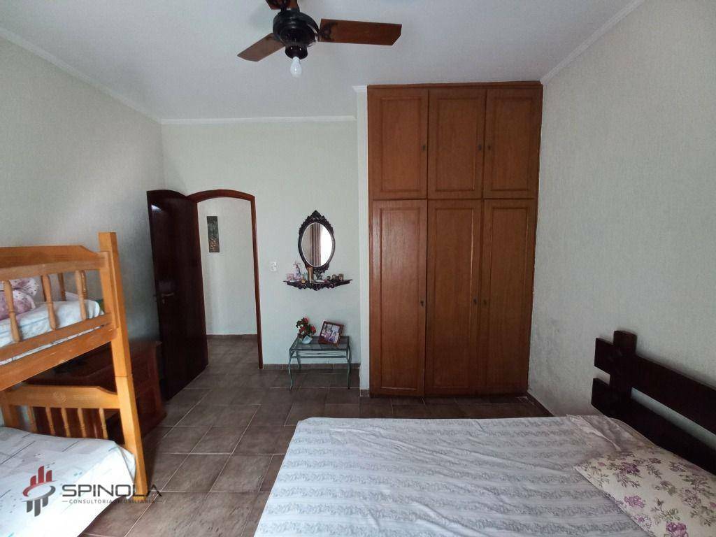 Casa à venda com 3 quartos, 208m² - Foto 30