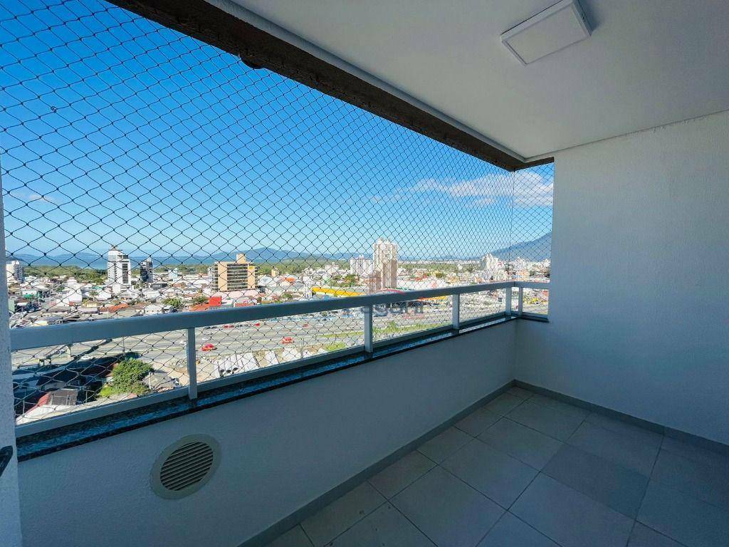 Apartamento à venda com 2 quartos, 65m² - Foto 13