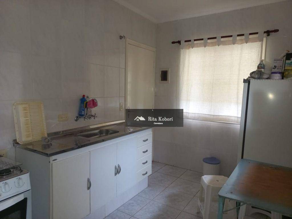 Casa à venda e aluguel com 3 quartos, 104m² - Foto 2