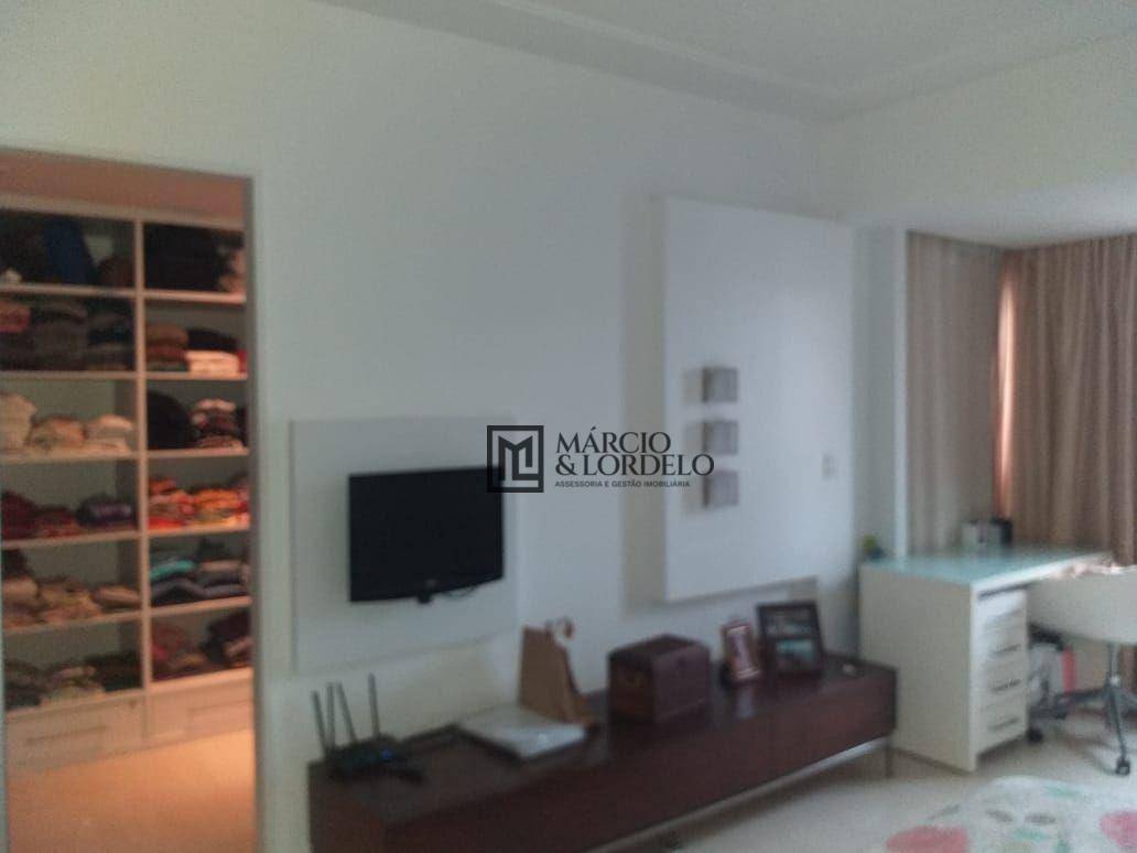 Apartamento para alugar com 4 quartos, 185m² - Foto 18