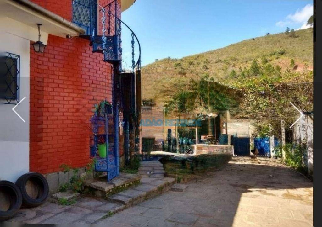 Casa de Condomínio à venda com 3 quartos, 200m² - Foto 3