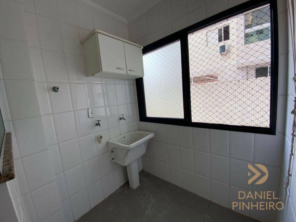 Apartamento à venda com 2 quartos, 70m² - Foto 18