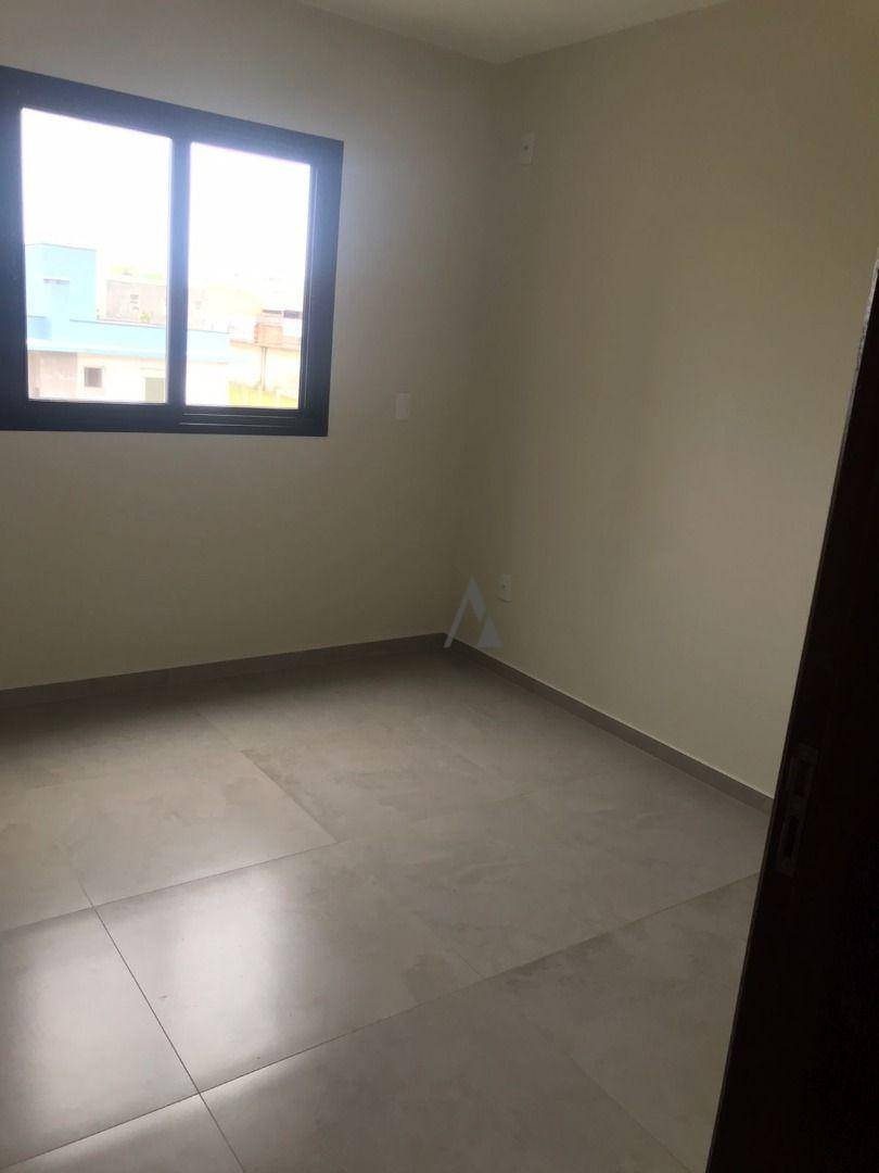 Apartamento para alugar com 2 quartos, 76m² - Foto 13