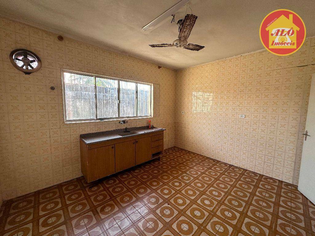 Casa à venda com 2 quartos, 150m² - Foto 14