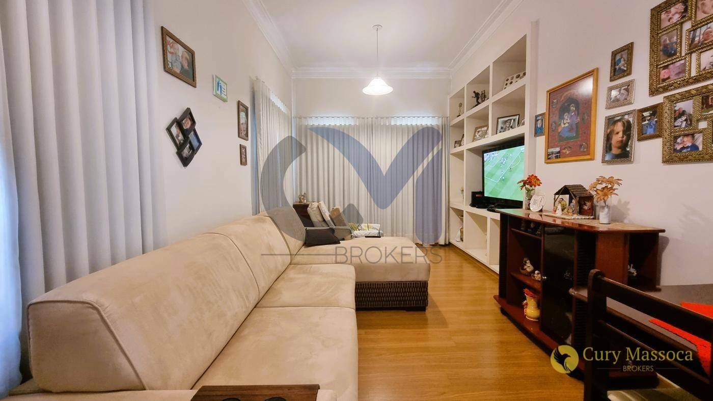 Casa de Condomínio à venda com 3 quartos, 180m² - Foto 1