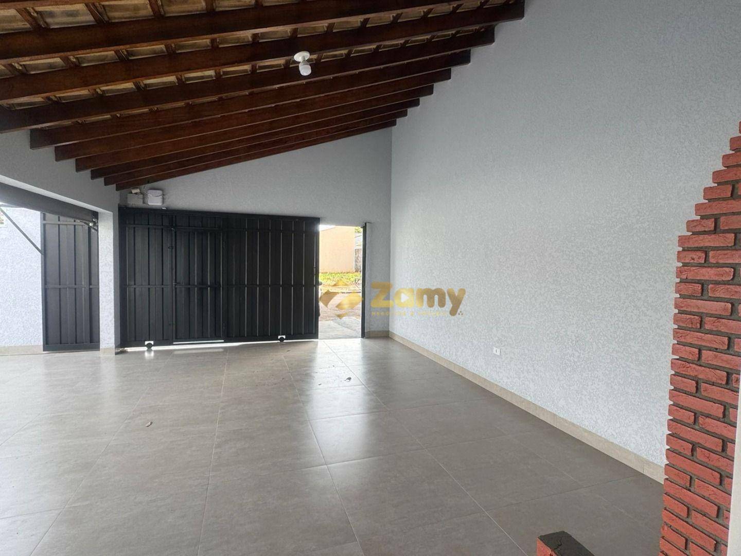 Casa à venda com 3 quartos, 232m² - Foto 4