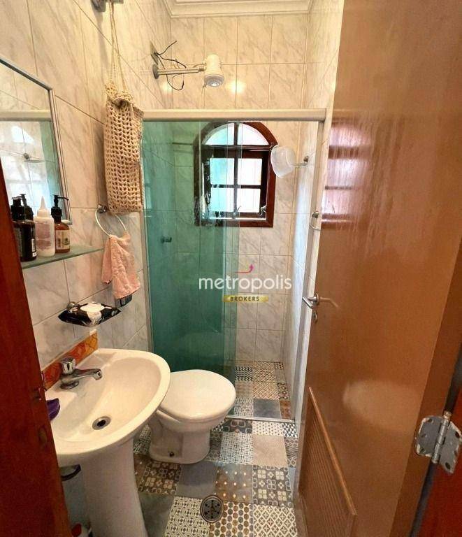 Casa à venda com 3 quartos, 241m² - Foto 20