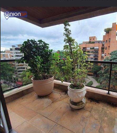 Apartamento à venda com 3 quartos, 136m² - Foto 2