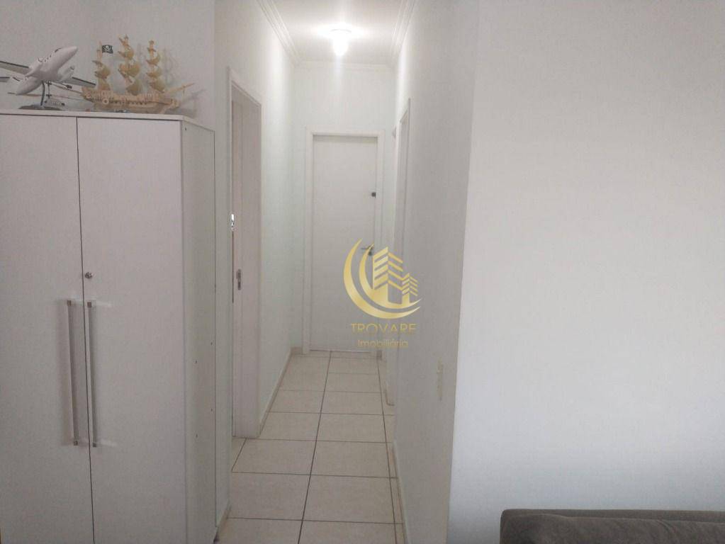 Apartamento à venda com 2 quartos, 58m² - Foto 3