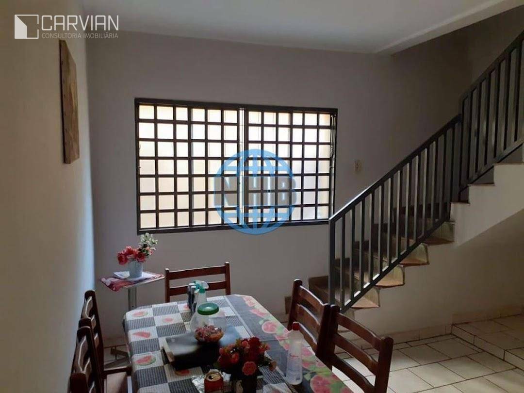 Casa à venda com 3 quartos, 189m² - Foto 13