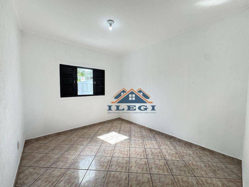 Casa à venda com 2 quartos, 80m² - Foto 19