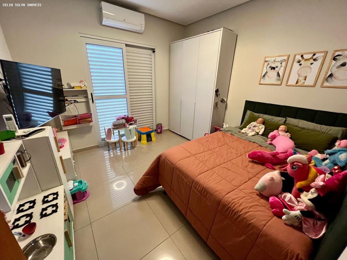 Casa à venda com 4 quartos, 600m² - Foto 17