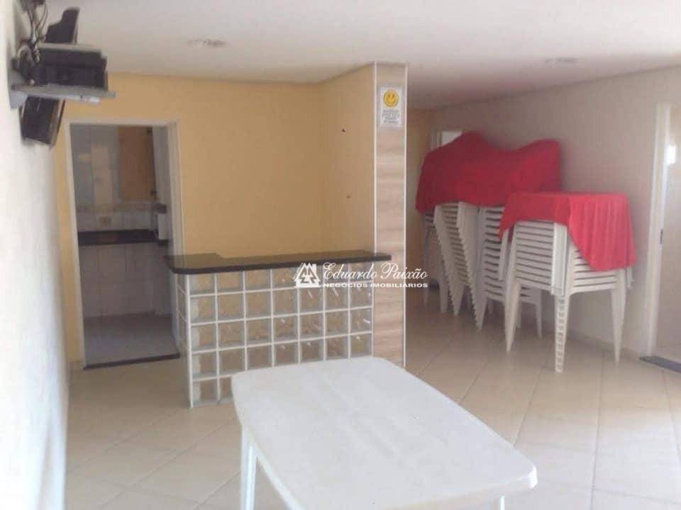 Apartamento à venda com 2 quartos, 64m² - Foto 20