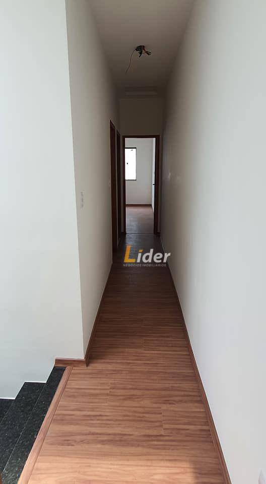 Casa à venda com 3 quartos, 90m² - Foto 25