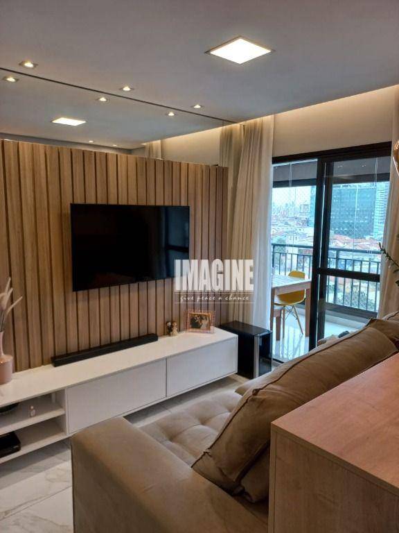 Apartamento à venda com 2 quartos, 62m² - Foto 3