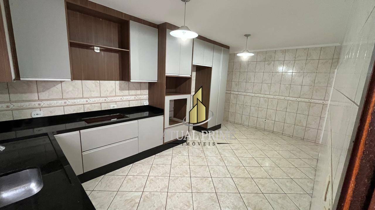 Casa, 3 quartos, 200 m² - Foto 1