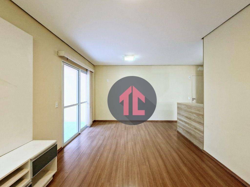 Apartamento à venda com 3 quartos, 75m² - Foto 4