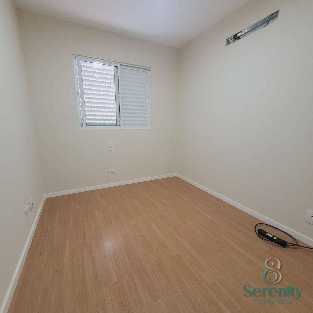 Apartamento à venda e aluguel com 3 quartos, 99m² - Foto 9