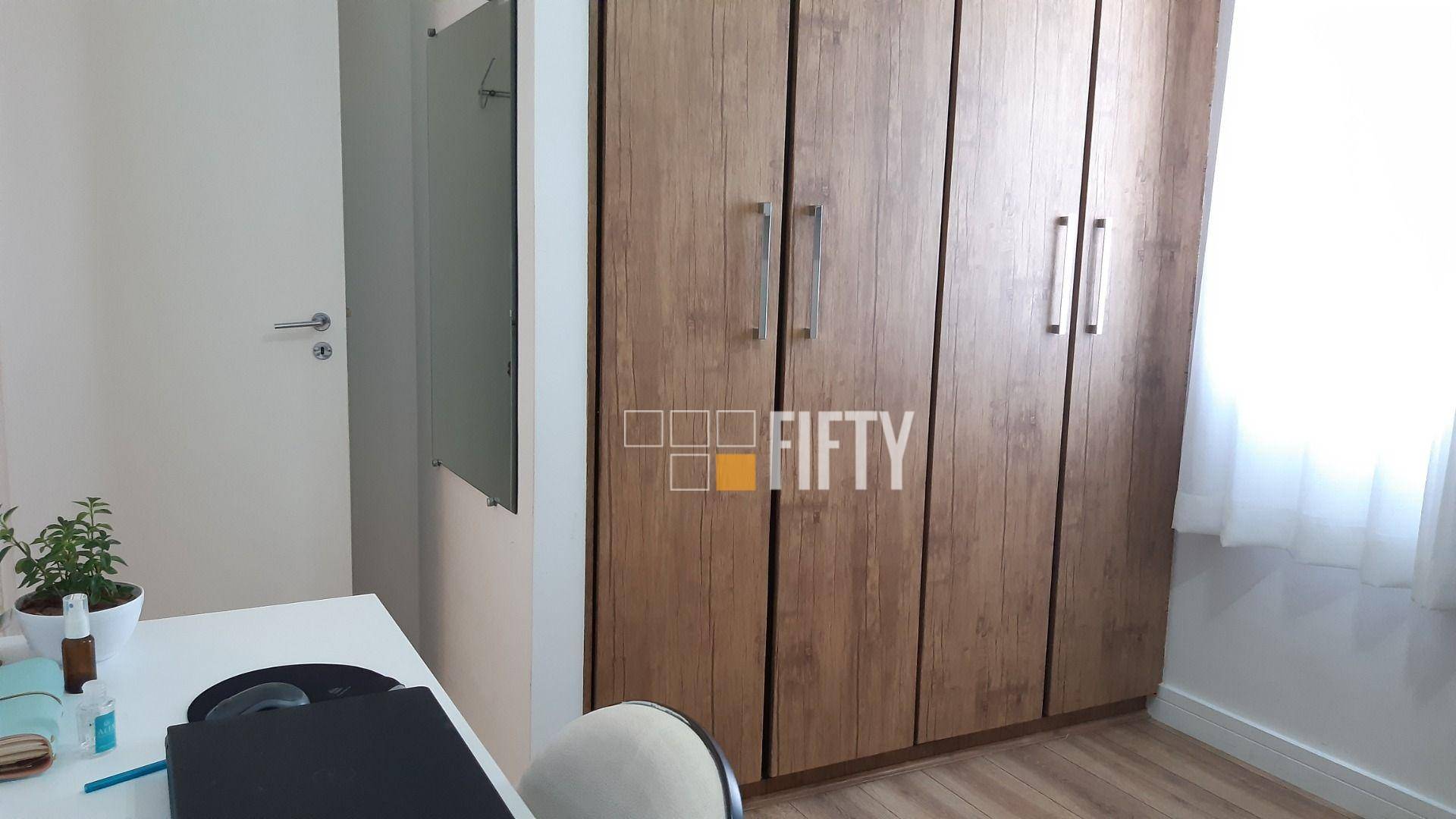 Apartamento à venda com 3 quartos, 75m² - Foto 13