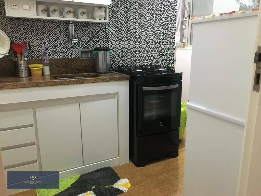 Apartamento à venda com 2 quartos, 60m² - Foto 3