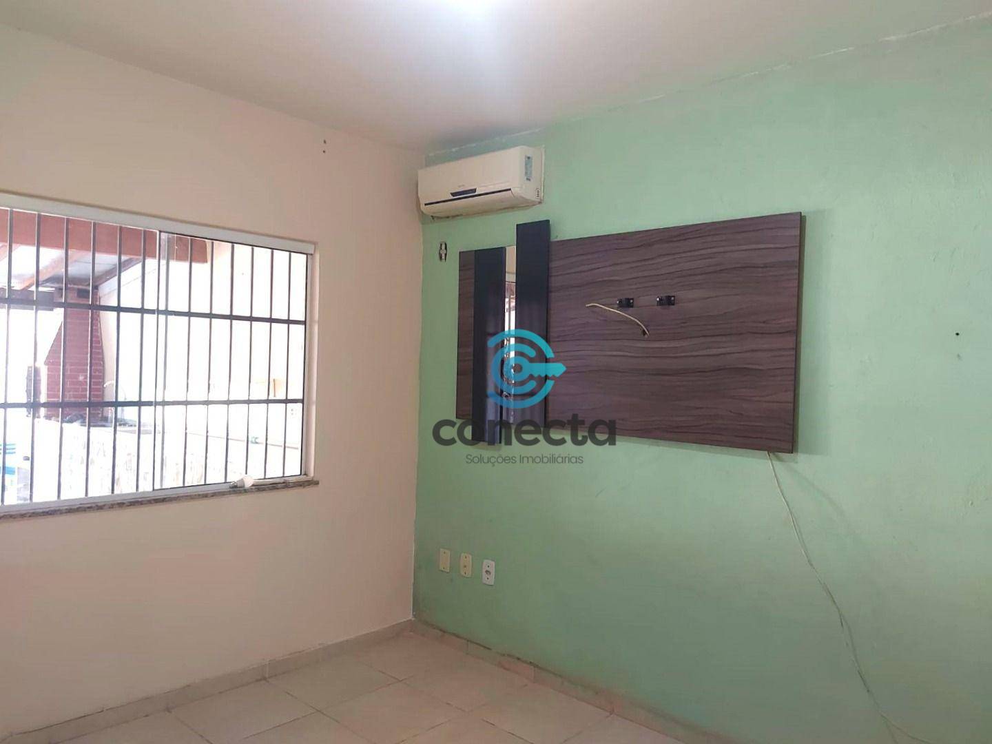 Casa à venda com 4 quartos, 100m² - Foto 11