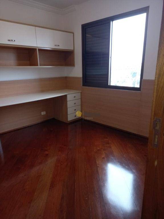 Apartamento para alugar com 3 quartos, 150m² - Foto 26