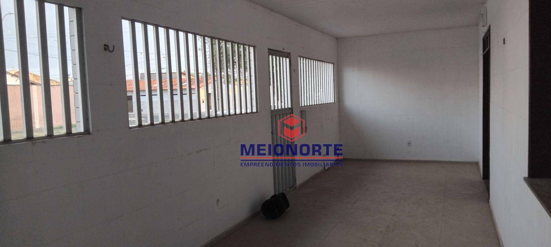 Casa para alugar com 4 quartos, 220m² - Foto 2