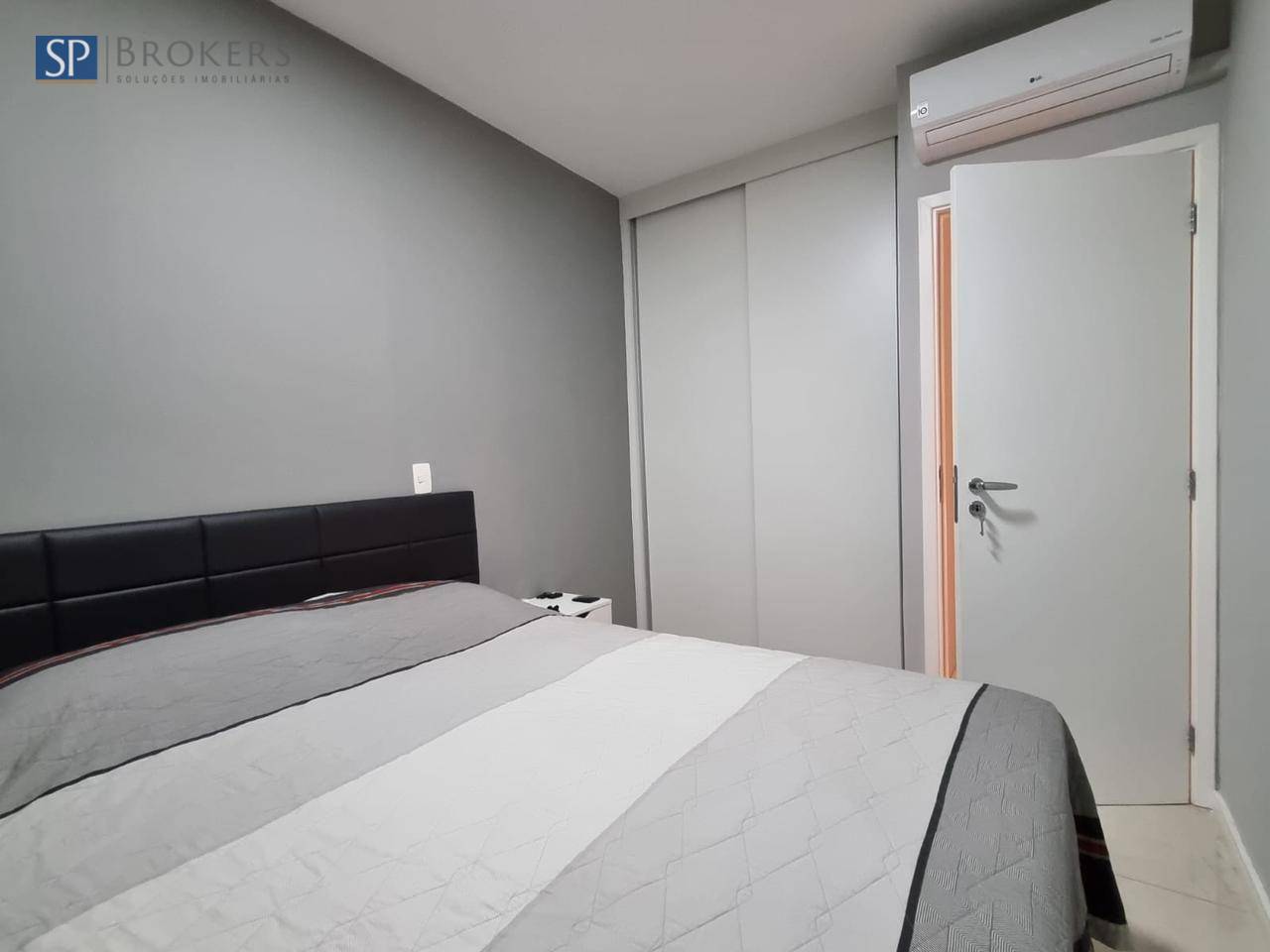 Apartamento à venda com 1 quarto, 50m² - Foto 16