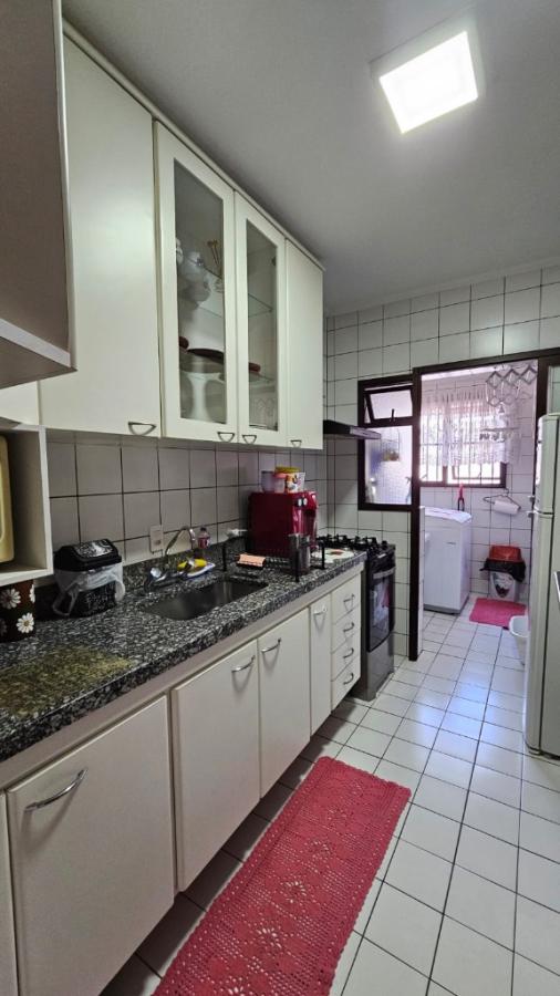 Apartamento à venda com 3 quartos, 98m² - Foto 7