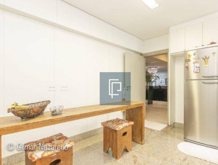 Apartamento à venda com 4 quartos, 274m² - Foto 6