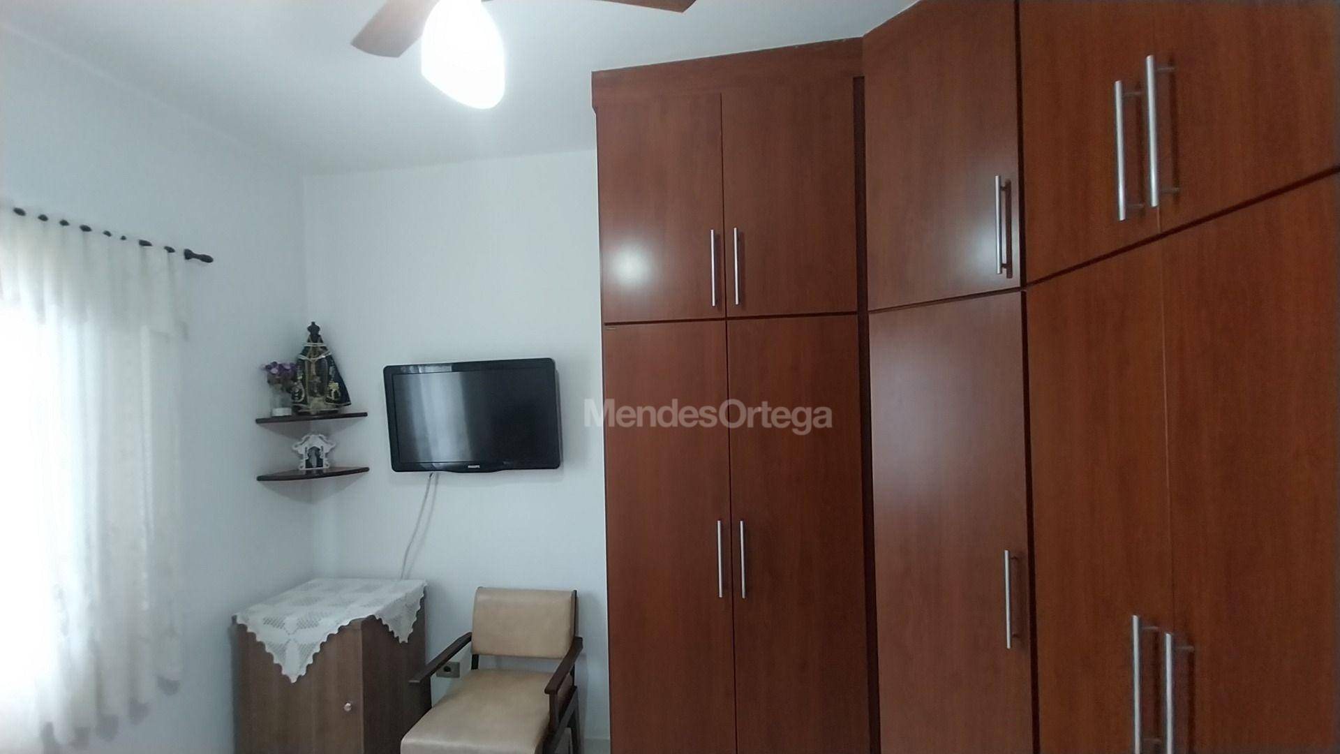 Casa à venda com 3 quartos, 99m² - Foto 18